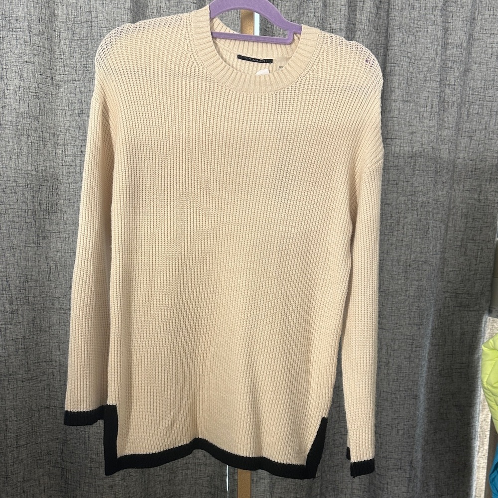 T Tahari Women's Cream Sweater with Black Accents